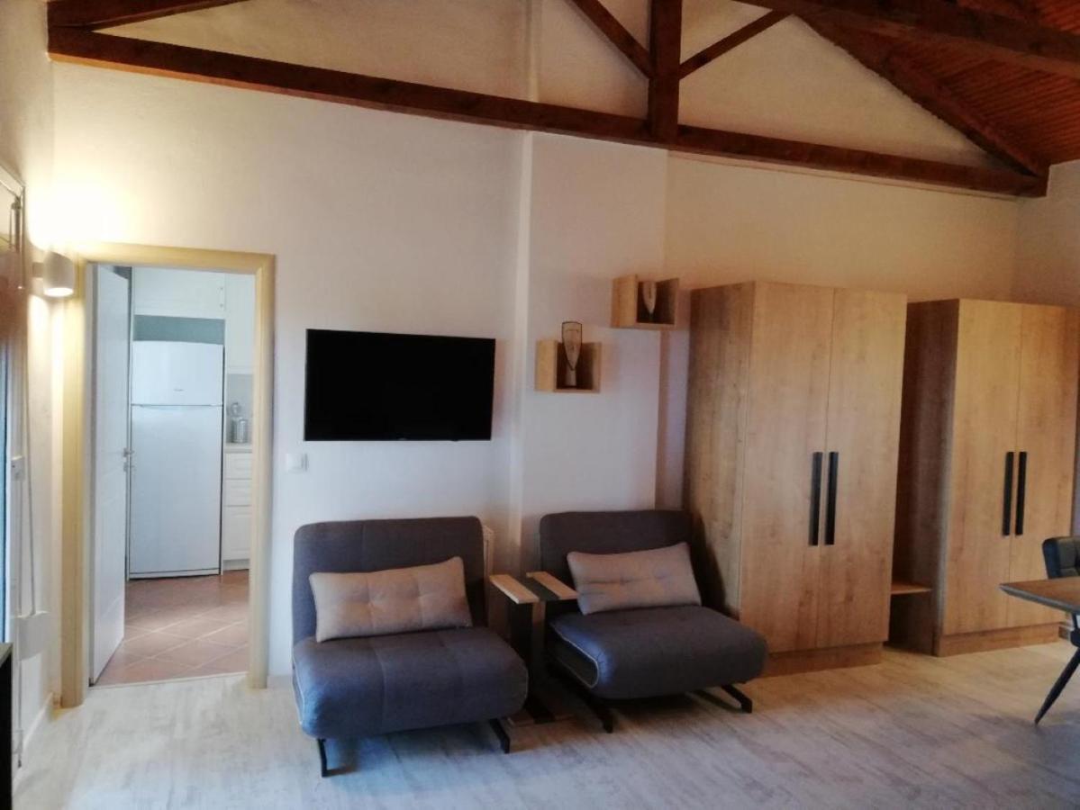 Olea Escape Villa In An Olive Estate Gíthio Kültér fotó