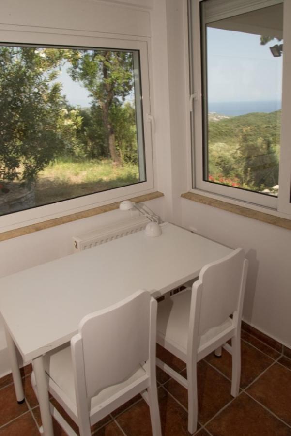 Olea Escape Villa In An Olive Estate Gíthio Kültér fotó